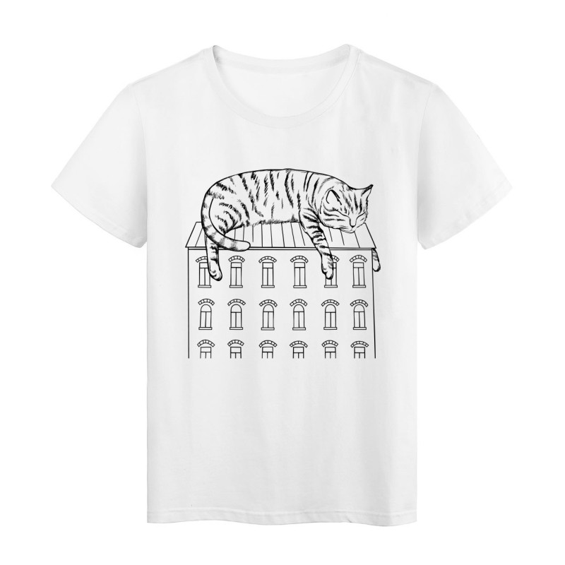 T-Shirt blanc design chat sur toit de maison 