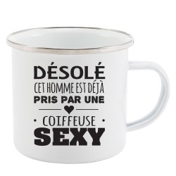 Mug Tasse Rétro en métal émaillé imprimé humour citation Désolé cet homme est déjà pris par une coiffeuse sexy
