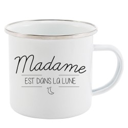 Mug Tasse Rétro en métal émaillé imprimé citation Madame est dans la lune