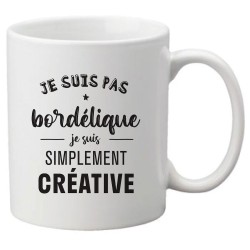 Mug tasse céramique imprimé citation humour illustration Je suis pas bordélique je suis simplement créative
