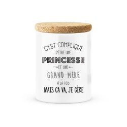Pot céramique avec couvercle en liège citation imprimé C'est compliqué d'etre une princesse et une grand mère à la fois