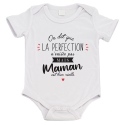 Body bébé - Cadeau naissance - imprimé citation Humour - La perfection n'existe pas mais Maman est bien réelle