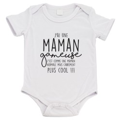 Body bébé - Cadeau Baptême - imprimé humour -  J'ai une maman gameuse une maman plus cool